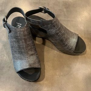 Amina’s wedge heels